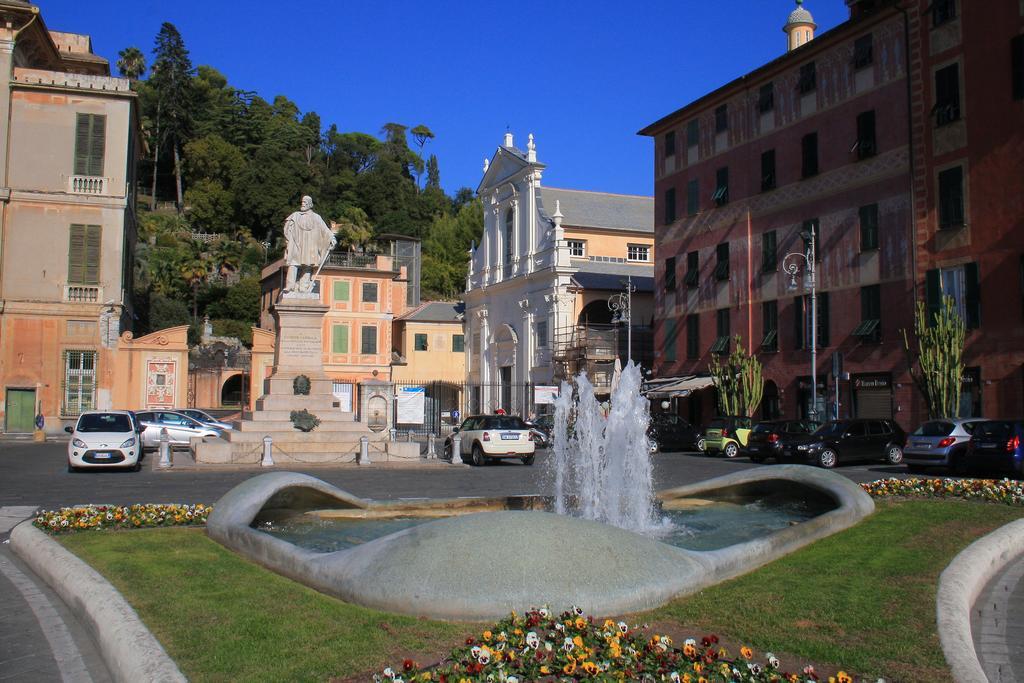 Hotel Ferrari Chiavari Exterior photo